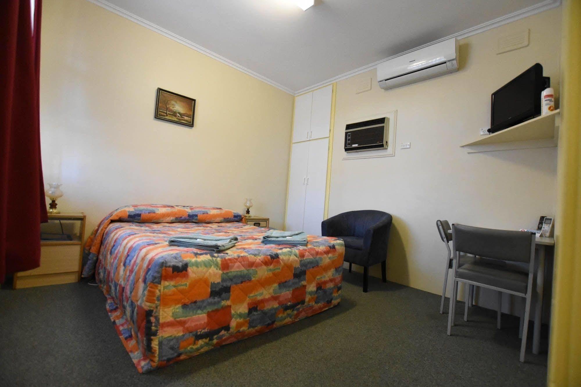 Murray Bridge Motor Inn Eksteriør billede